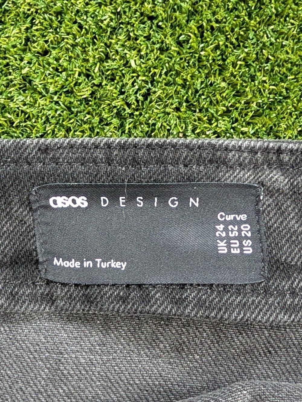 ASOS Design Curve Womens Charcoal Black Denim Plus Size Mini Skirt Size 20 - Picture 3 of 8